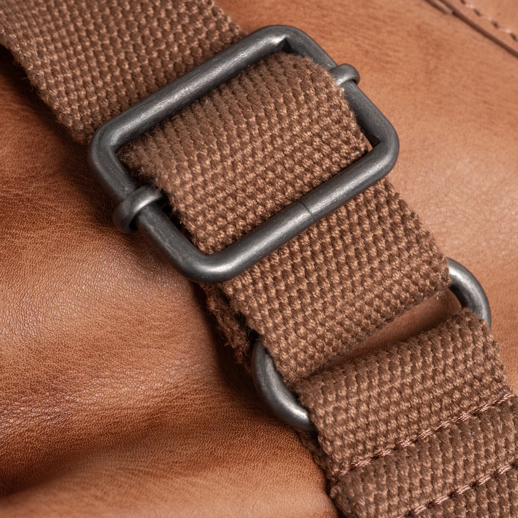 Leder Weekender Adelaide