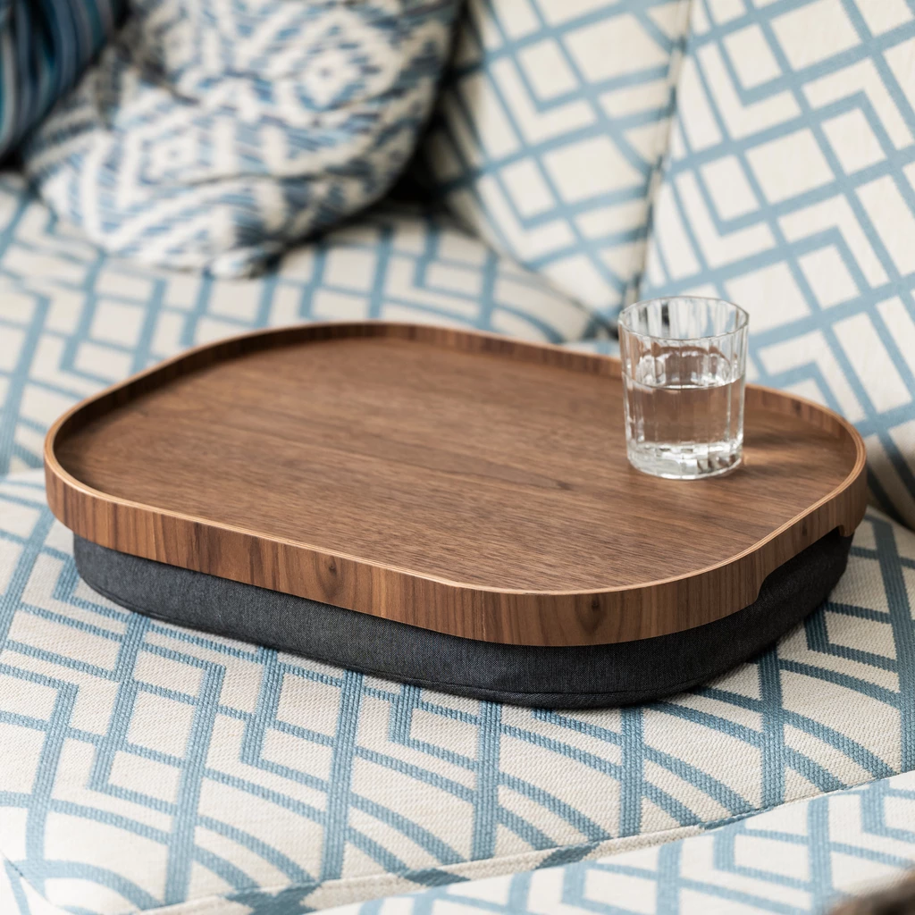 Ovales Laptray mit Rand