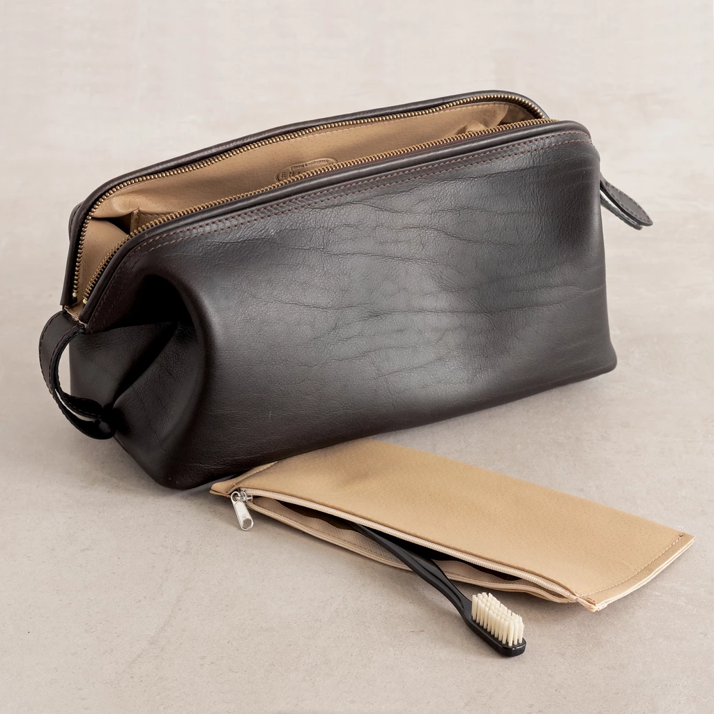 Hammann Riesen-Kulturtasche aus Stierleder