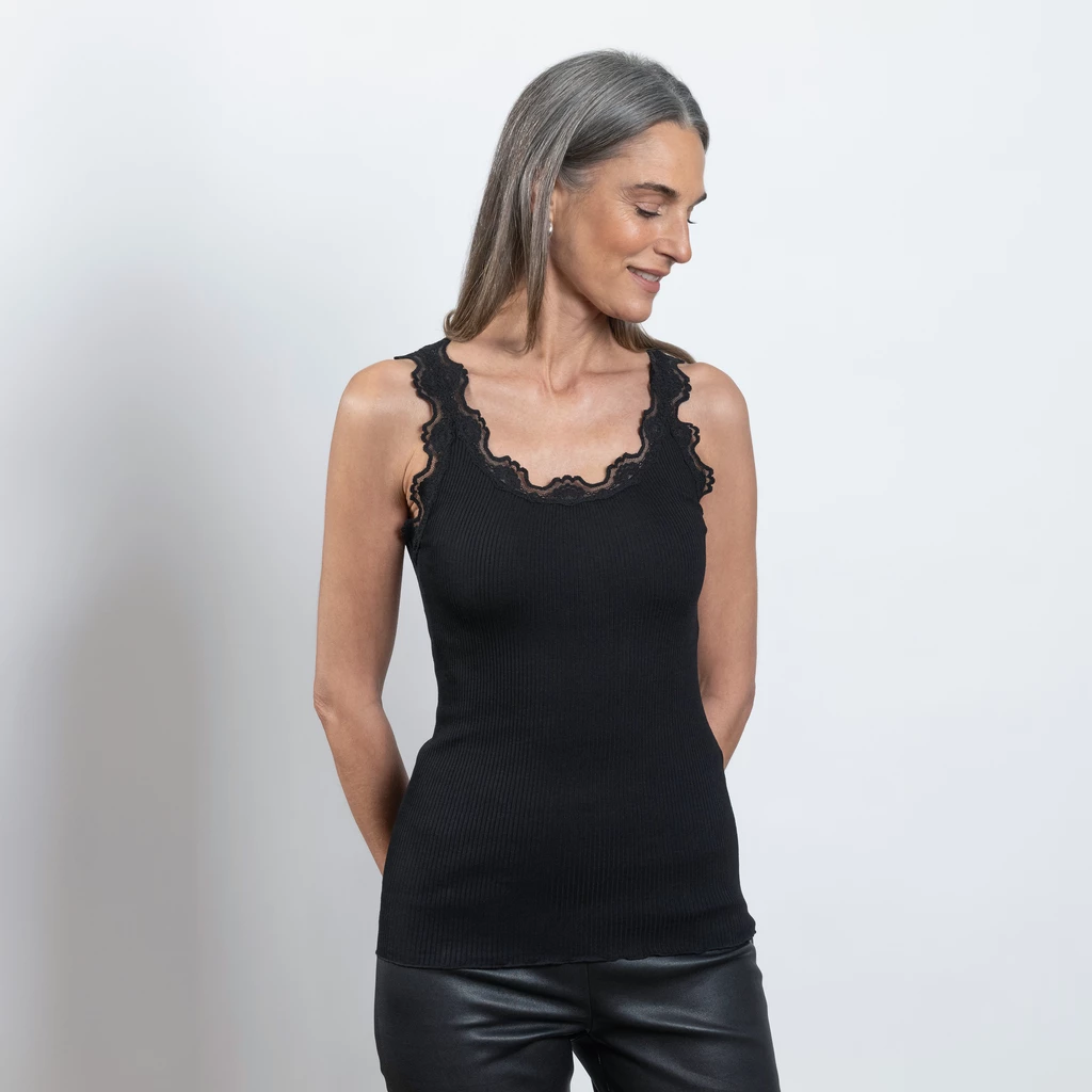 Rosemunde Seidentop mit Spitze Babette