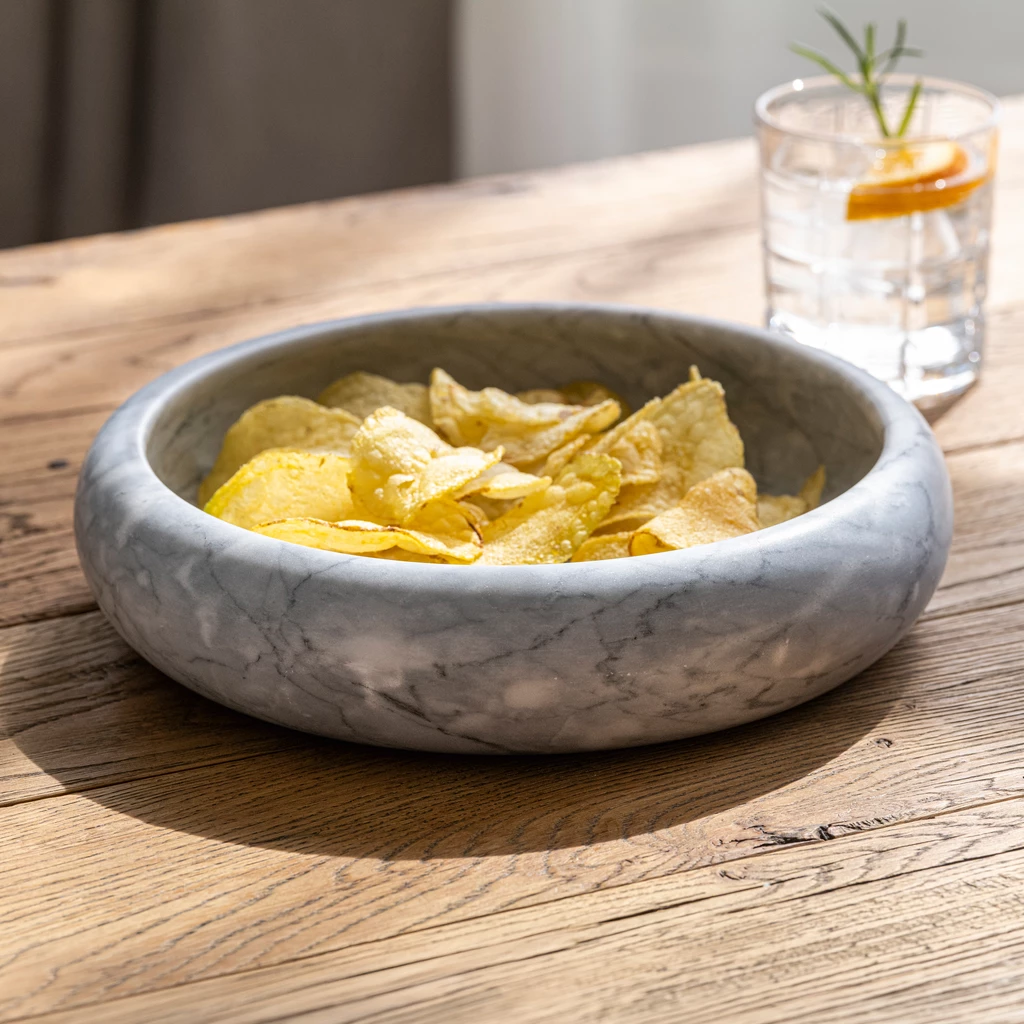 Schale aus grauem Marmor