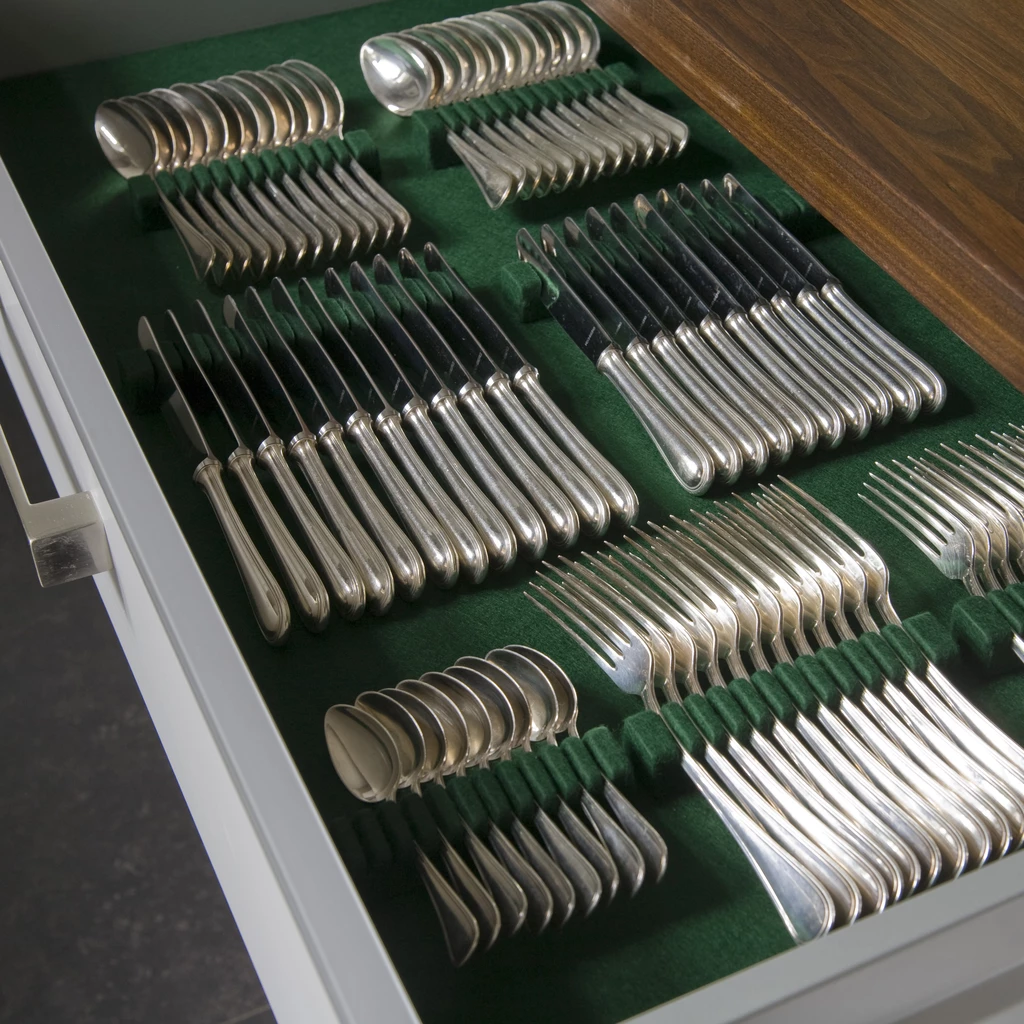Besteckhalter für 12 Messer