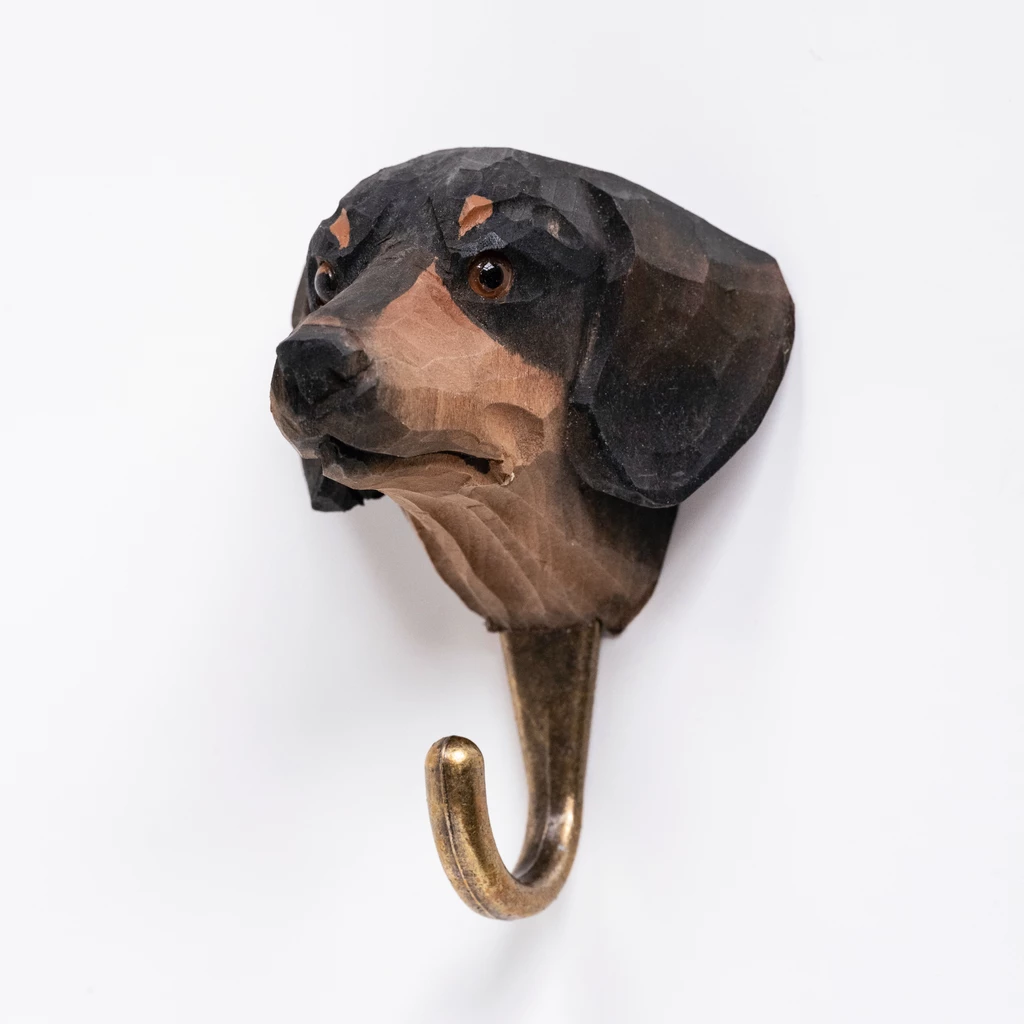 Handgeschnitzter Kleiderhaken Dachshund