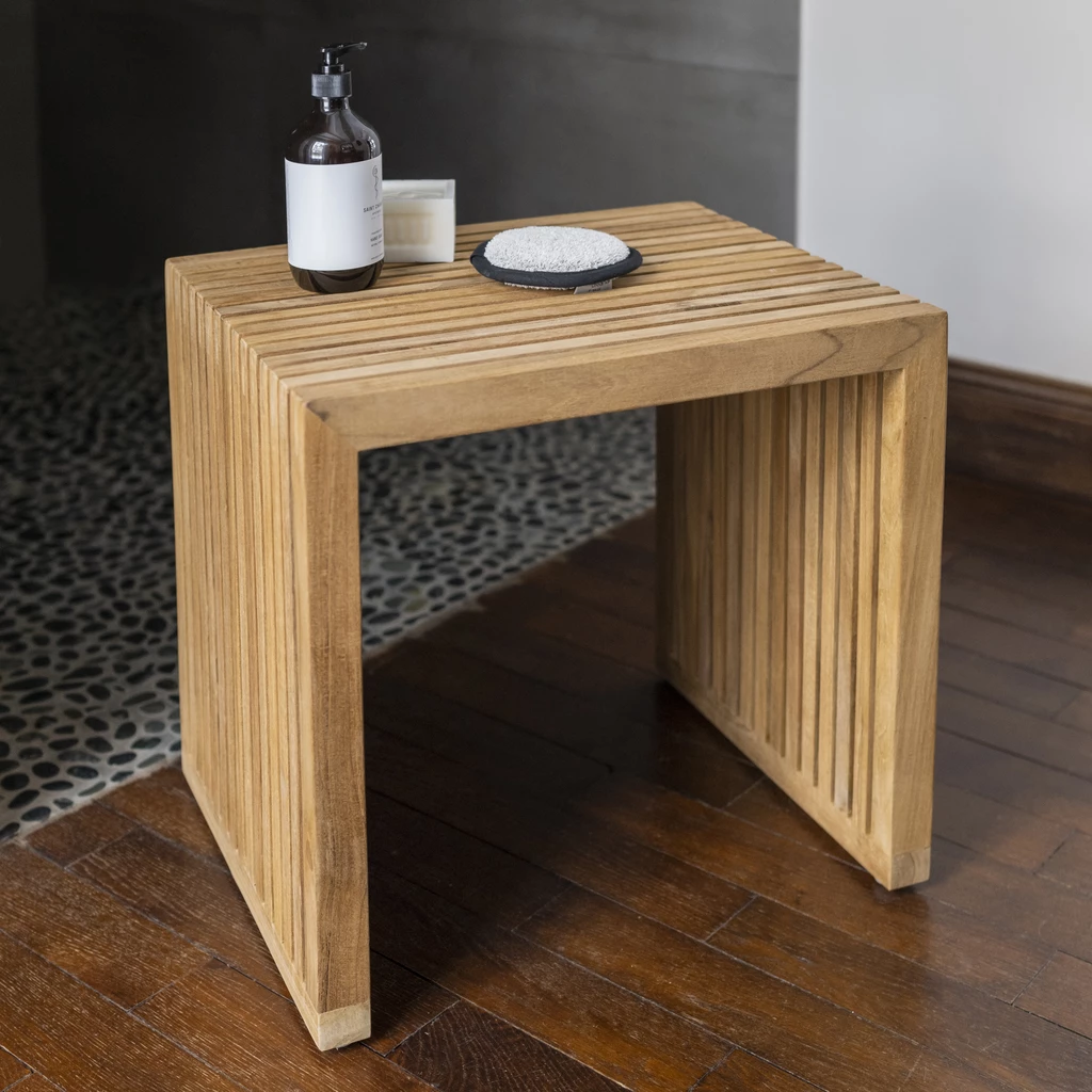 Teakhocker Vinklet