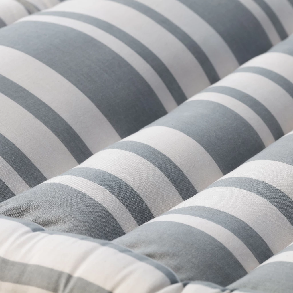 Joshua`s Roll-up-Bed