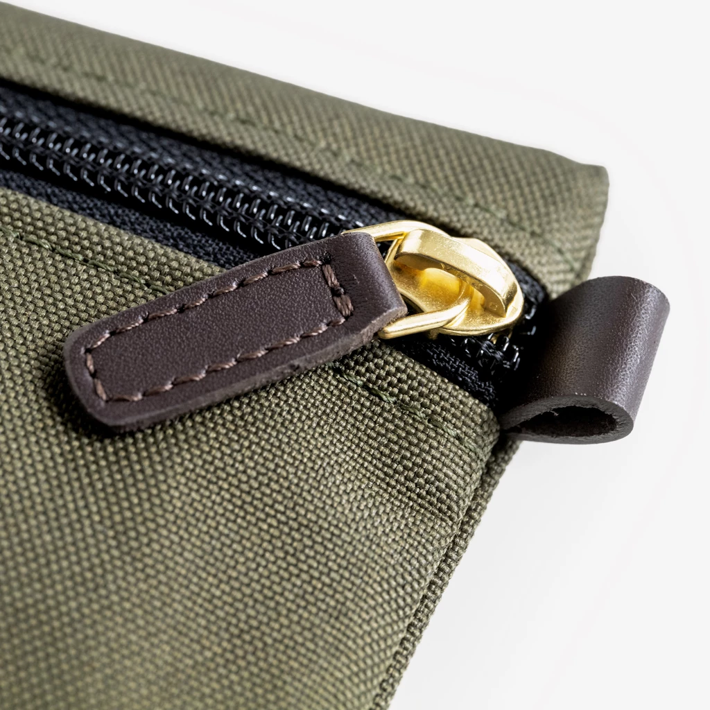 Thumberland Utensilien-Täschchen M Olive