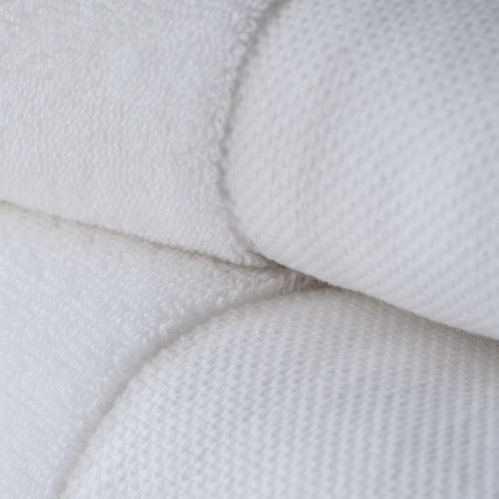 Torquato WHITE Duschtuch Weiß 70 x 130 cm