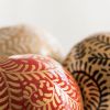 6 Papiermaché Christbaumkugeln Udhampur Bunt - 3
